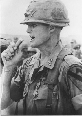 Hal Moore.jpg